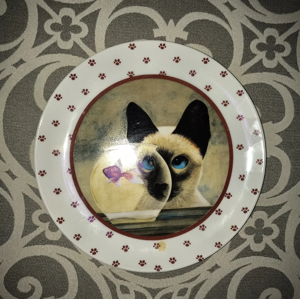 Cat and Fish Decorative Plate